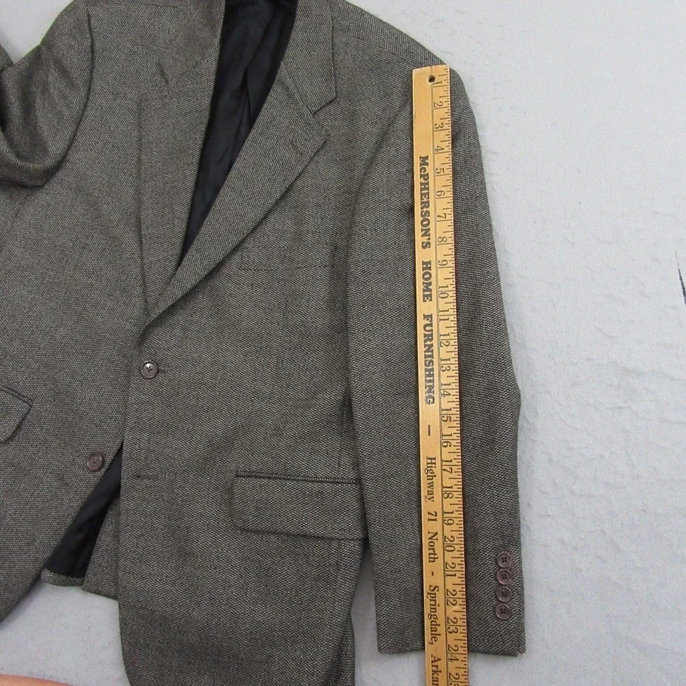 Oak Creek Sport Coat 42S Gray Birdseye Tweed Single Vent 100% Lambswool